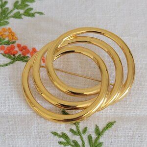 Monet - Three Ring Brooch